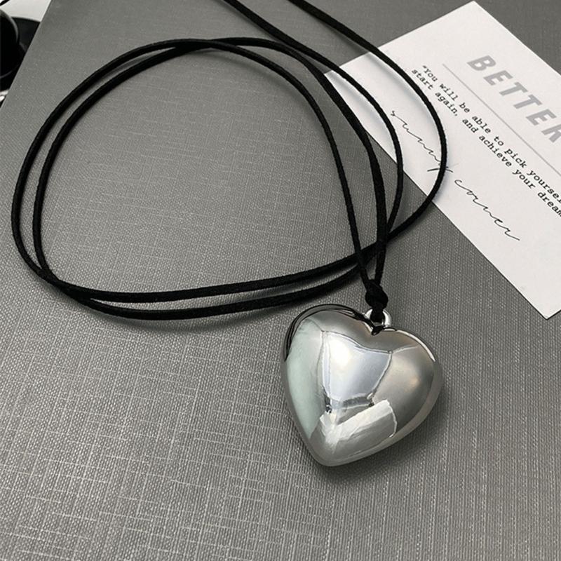 Big Heart Pendant Necklace Adjustable Knotted Lace Choker Neck Tie Chain Jewelry Elegant Clavicle Chain Necklace