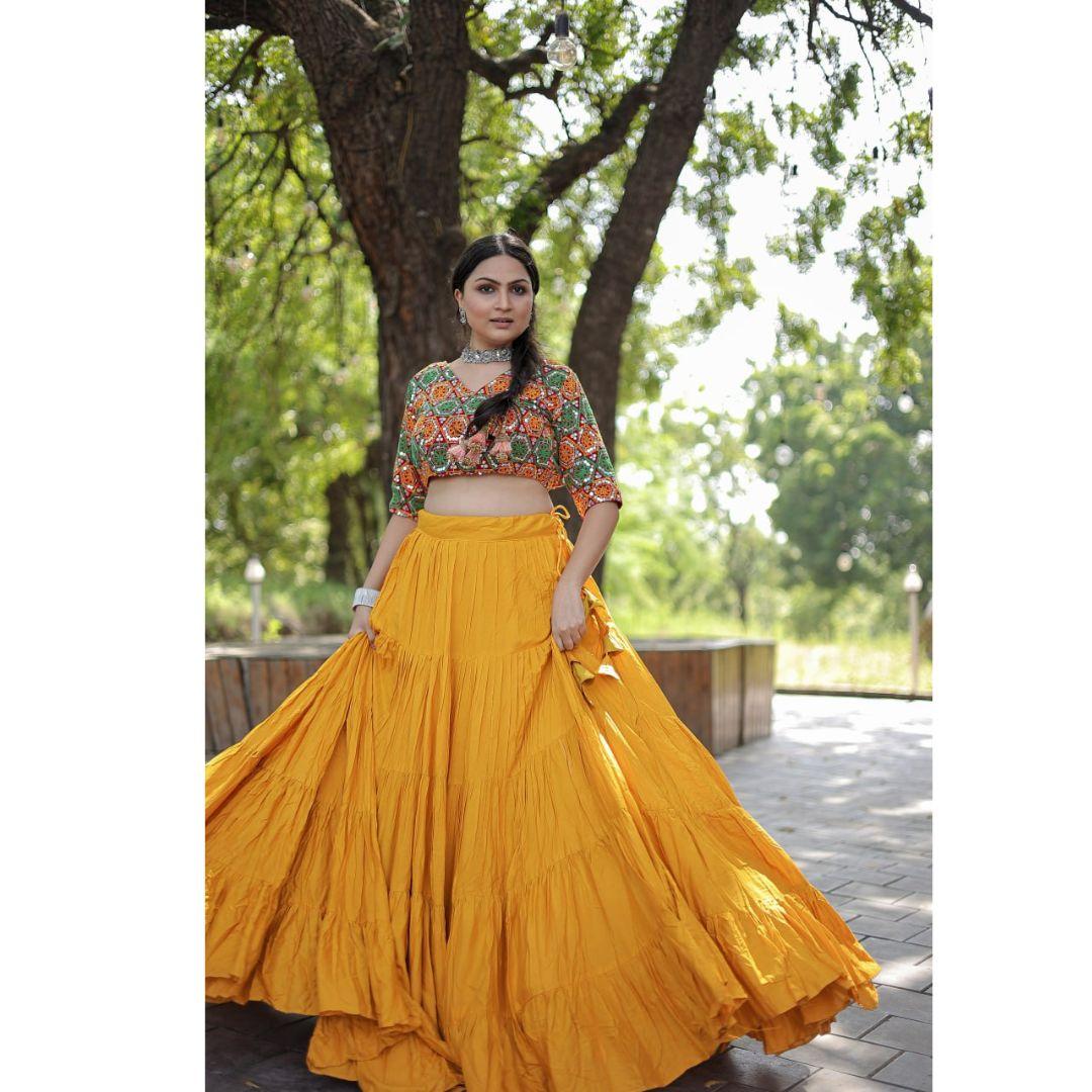 

Фирменное и разработанное платье высшего качества с дупаттой с высокой степенью связи.