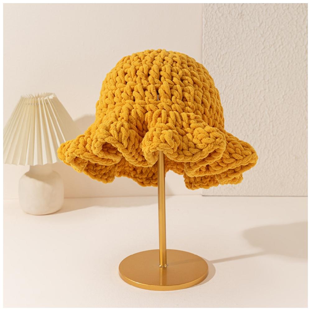 Autumn Winter Best Seller Womens Hand-Knitted Chunky Yarn Cloud Beanie with Wavy Edge Fisherman Hat Warm Beanie for Women