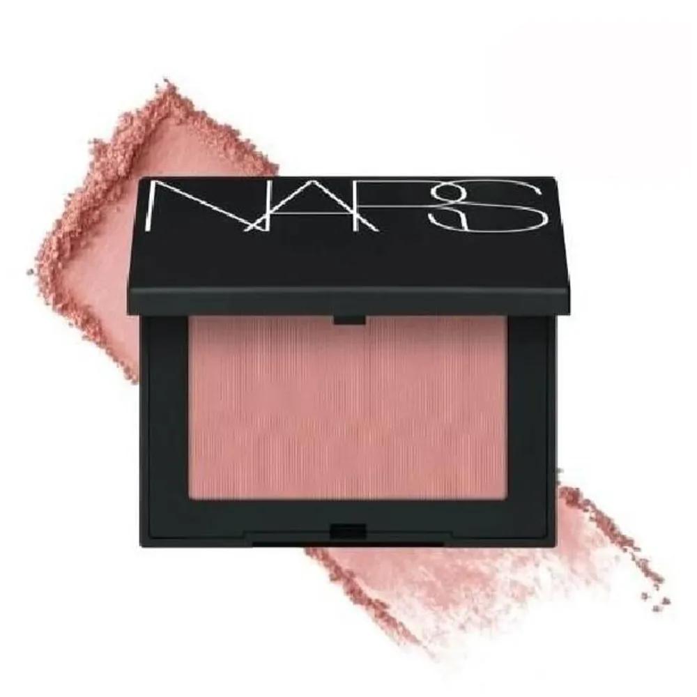 NARS Blush 900 Behave