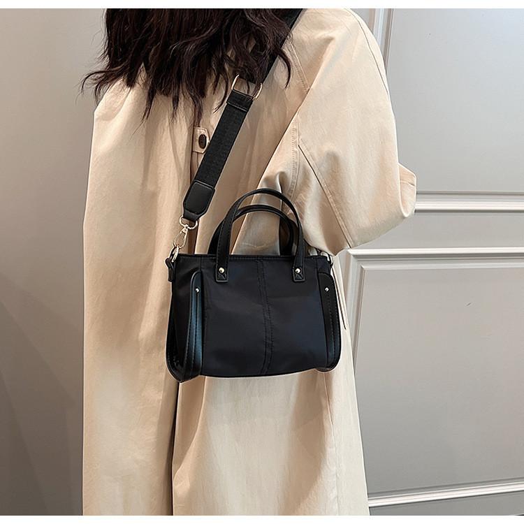 Stylish Nylon Bag Women 2023 New Korean Style Autumn Winter Retro Fashion Square Bag Single Shoulder Bag Black