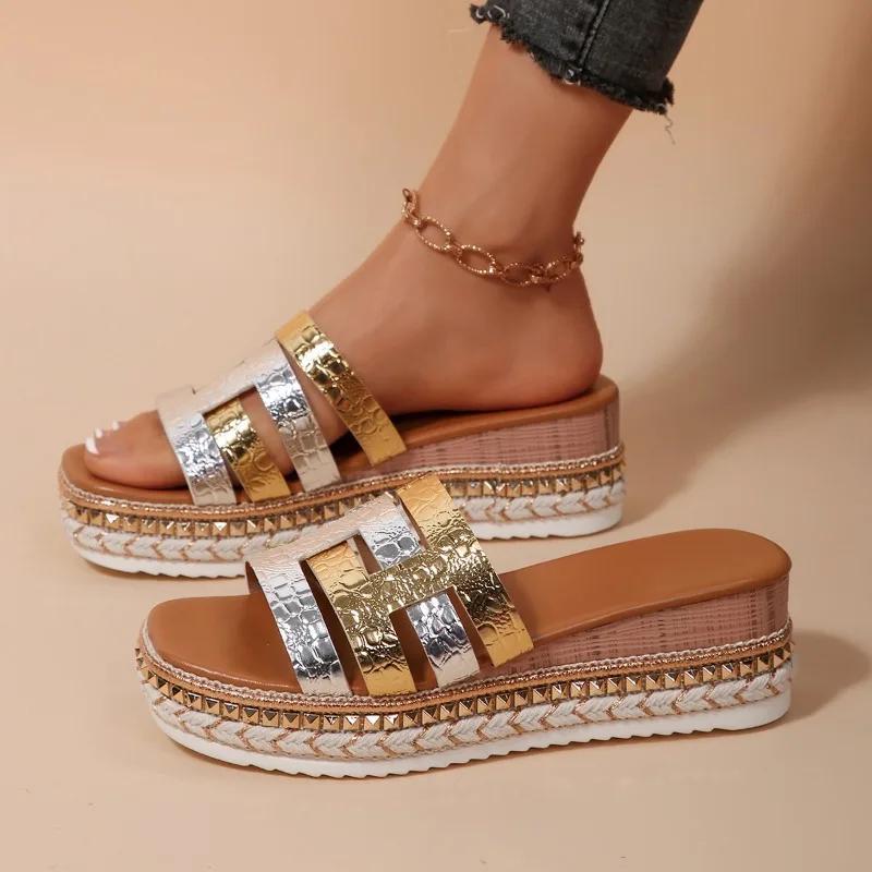 Fashion 2025 Summer Open Toe Women's Slippers Fashion Outdoor Casual New Plus Size Concise Color Matching Best Seller Wedge Slippers
