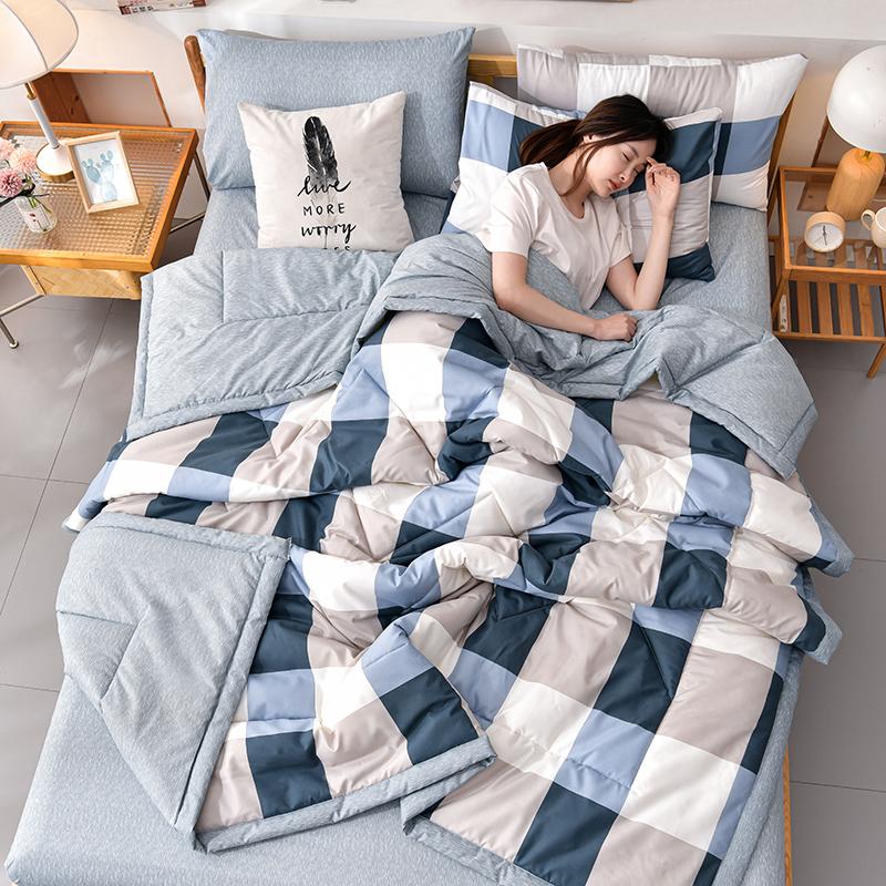 Fashion Skin-friendly Summer Cool Blanket Comfortable Lightweight Air Condition Comforter Machine Washable Quilt for Adults Kid