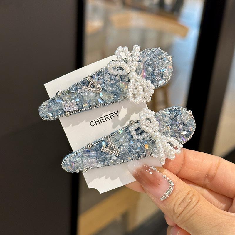 

Корейская джинсовая заколка для волос со стразами и жемчужным бантом