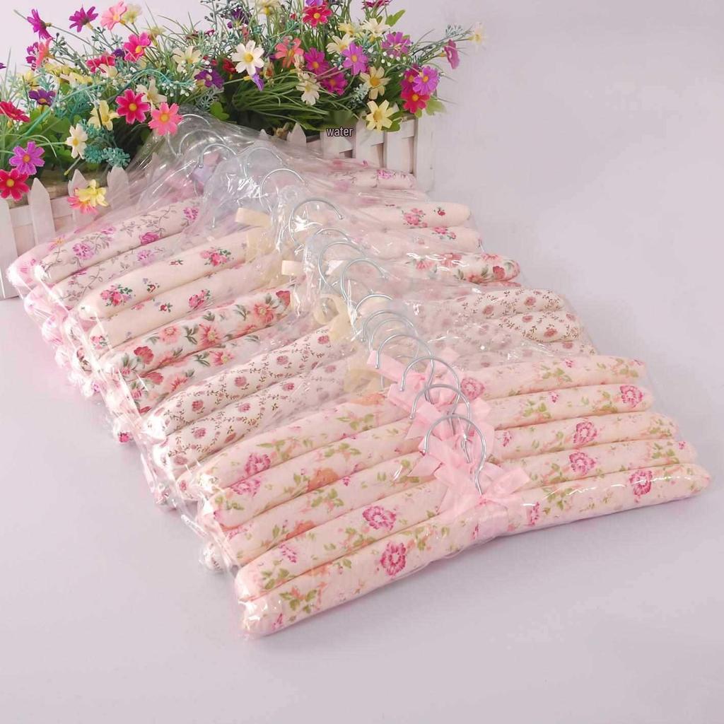 Floral Fabric & Wooden Non-Slip Clothes Hanger for Adults