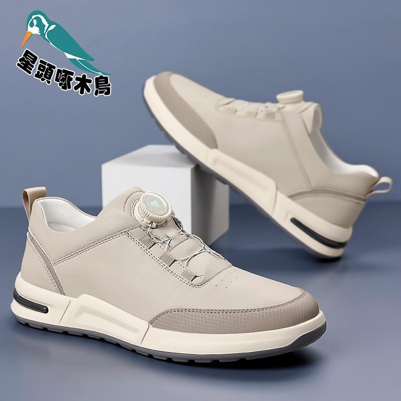 New free little white shoes men's flat-soled fashion board shoes spring and summer new lightweight shoes