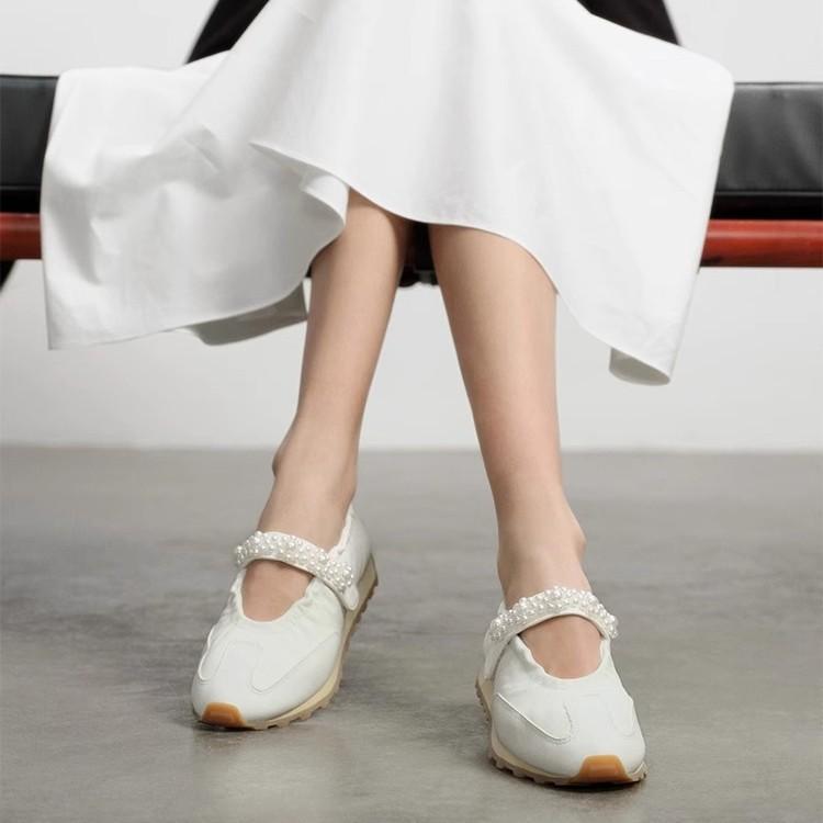 Platform Leather Ballet Style Moral Training Shoes Women's New Pearl Word with Velcro Casual Mary Jane White Shoes