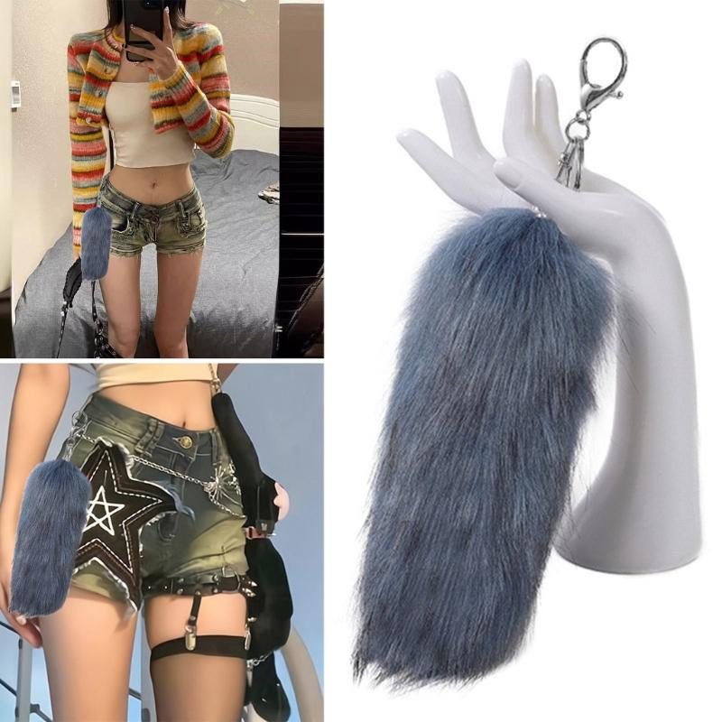 Elegant Keyrings Charm with Foxes Tail Pendant Fashionable Keychain Decoration Cute Toy for Car or Bag Decoration