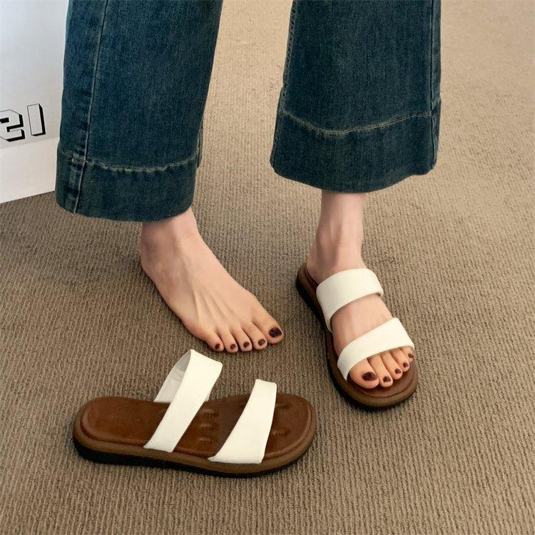 2025 New Fashion Slippers Women's Summer Wear Soft-soled Beach Shoes Step On Shit Feeling One-word Drag Beach Cool Slippers
