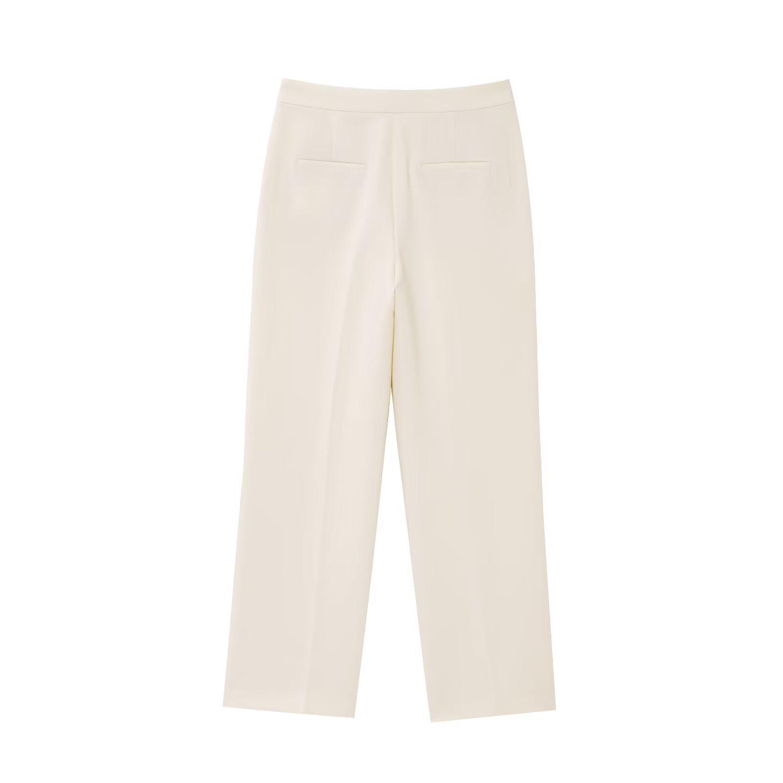 

Женский костюм с текстурированным лацканом, весна 2025: Комплект из тонкого шарфа, куртки с длинным рукавом и укороченных брюк облегающего кроя Large