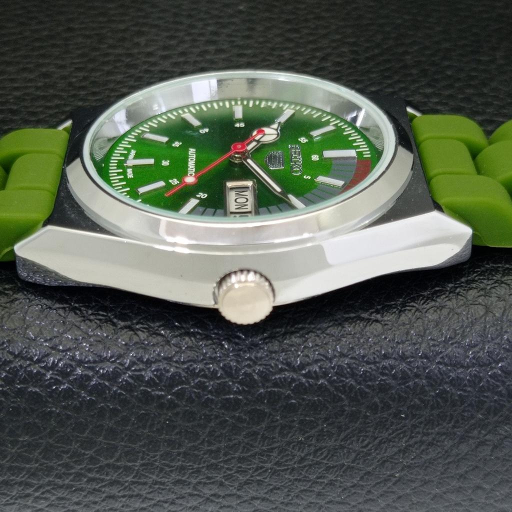 JAPAN VINTAGE REFURBISHED SEIKO 5 AUTOMATIC 6309A MENS GREEN WATCH a440779-4 Sk-a440779