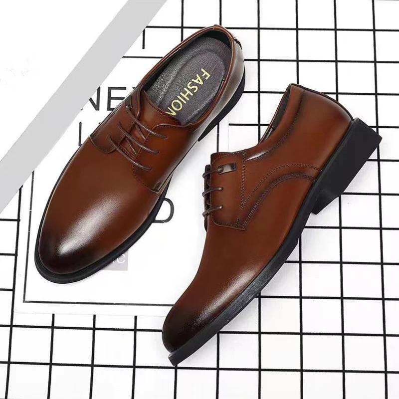 Sapatos Sociais de Couro Formal de Alta Qualidade para Homens Sapatos Casuais Masculinos Respiráveis Marca Italiana de Luxo Cadarço Antiderrapante Sapatos de Condução Masculinos