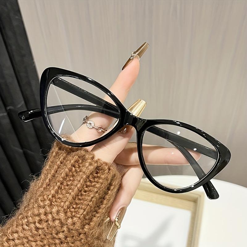 

Fashionable cat eye women s flat lens fashion dressing glasses suitable for daily clothing and street photography чёрный