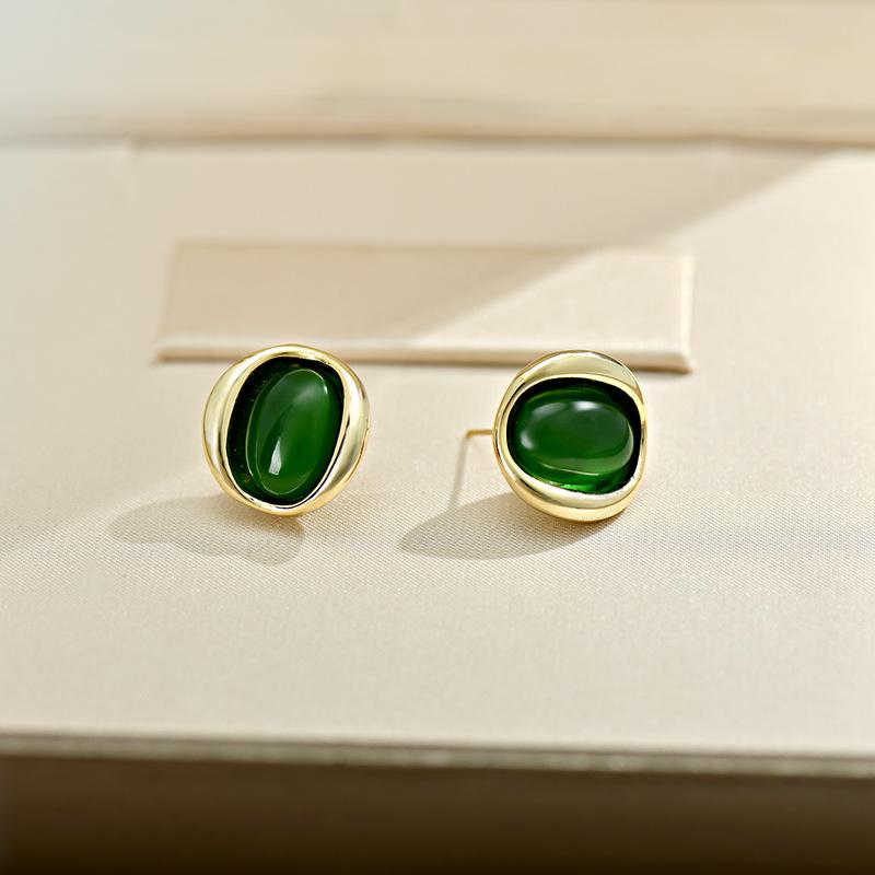 Maillard Retro Cat's Eye S925 Silver Stud Earrings - Versatile Hong Kong Style Luxury for Women