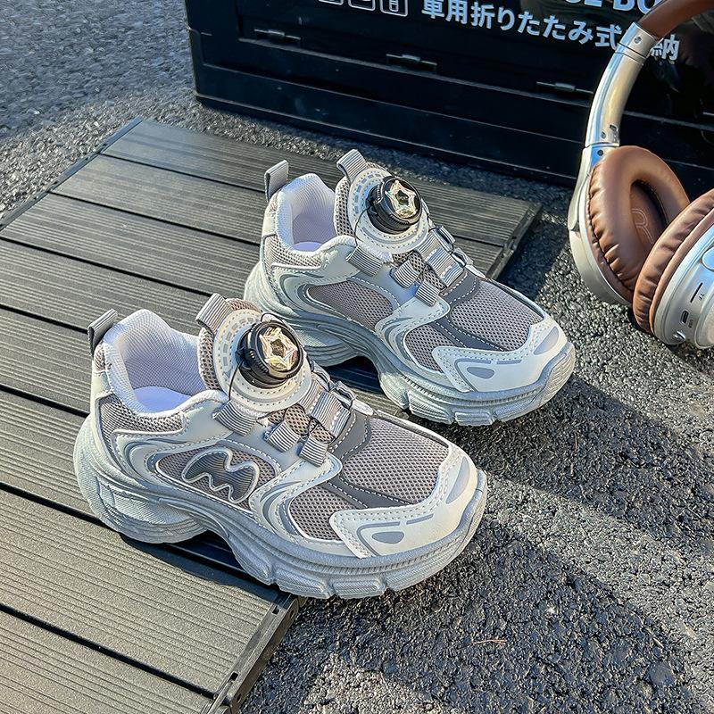 Children's sports shoes 2025 spring and autumn boys' dad shoes rotating button girls' casual shoes fashion soft-soled running shoes