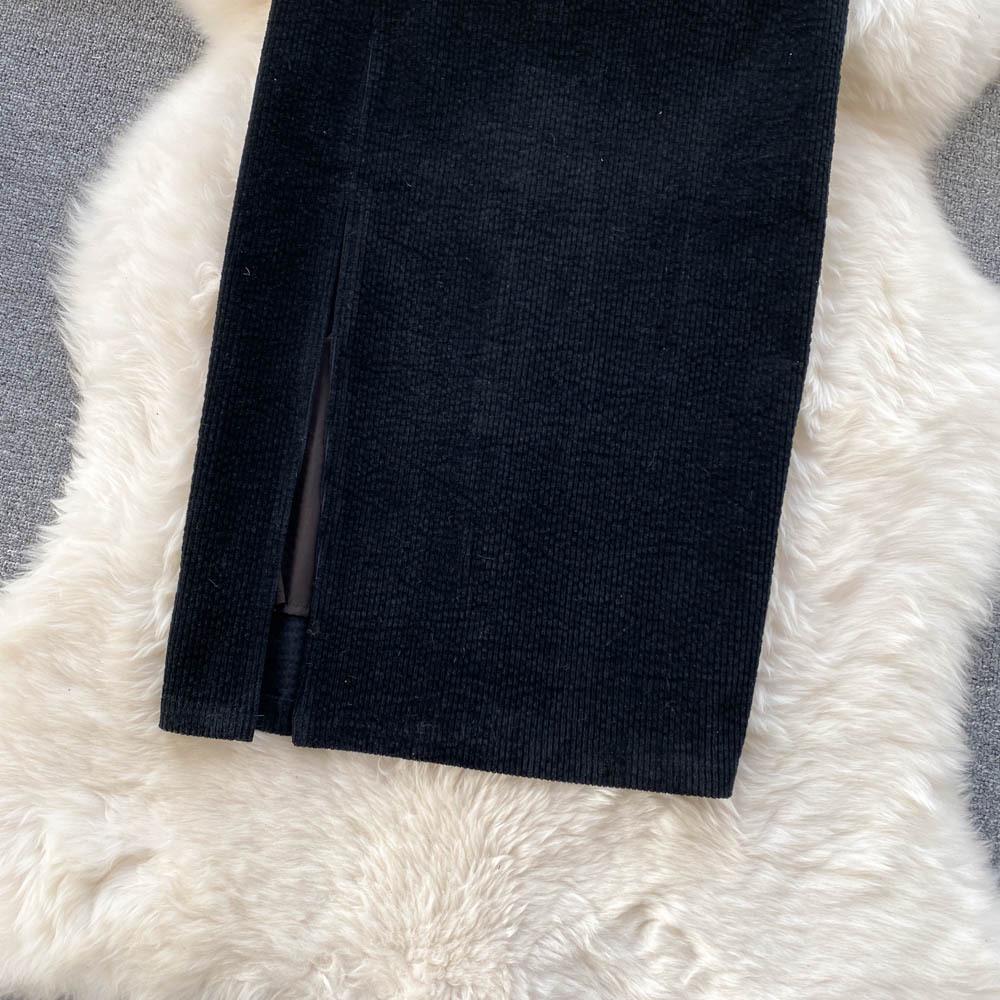 Retro High-Waist Slit Skirt with Sweater: Hong Kong & Korean Style, Slimming Medium/Long Fit for Early Autumn & Winter