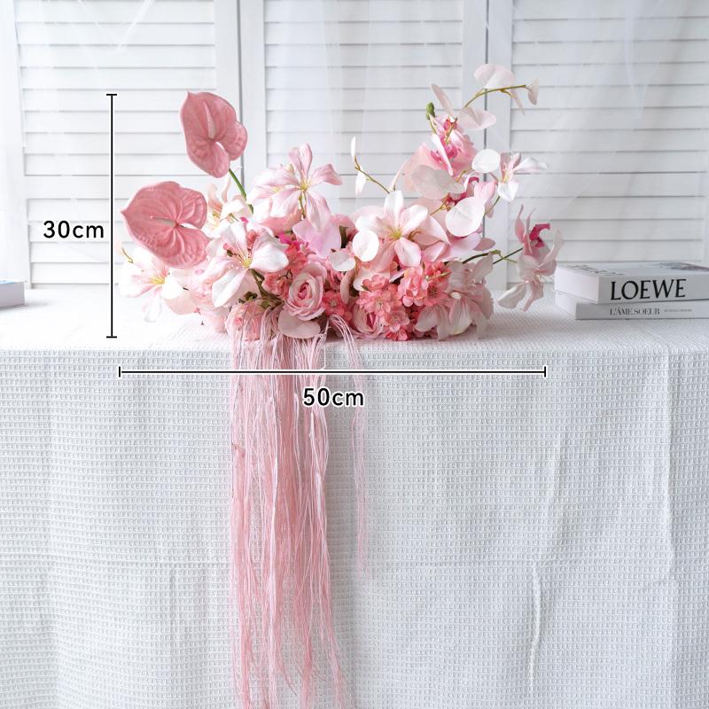 Individuell gefertigtes weißes europäisches florales Tafelaufsatz für Hochzeiten