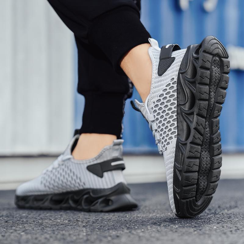 Spring/Autumn Men's Large Size Blade-soled Sports Shoes Flying Weave Fitness Jogging Shoes