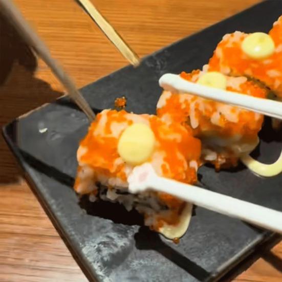 

1 пара паличок для їжі з котячими лапками, багаторазові палички для їжі з нековзним захватом, милі столові прилади на котячу тематику для любителів котів, для суші, локшини, рису рожевий