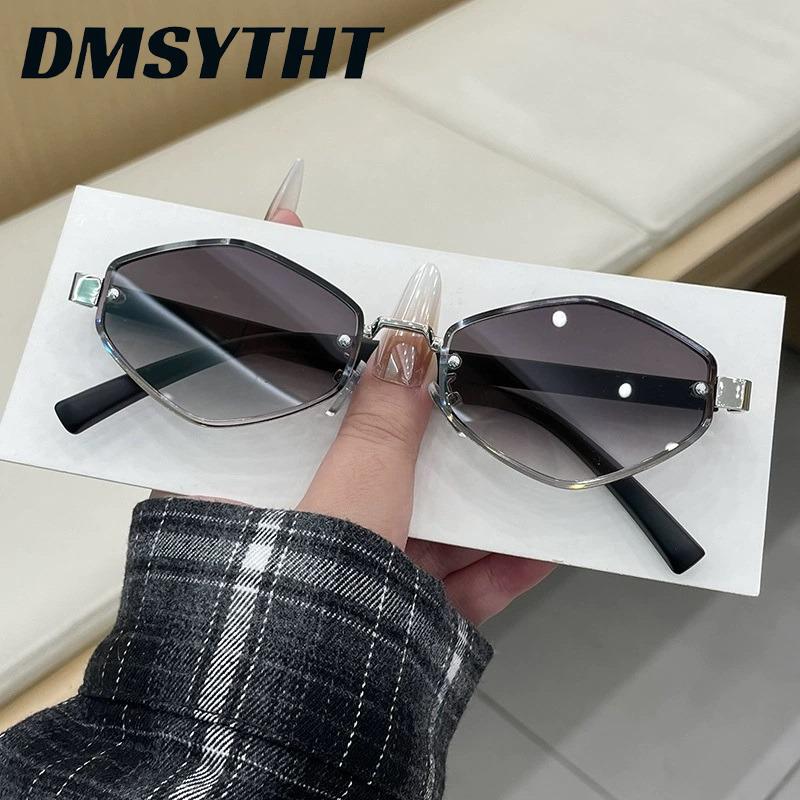 Fashion Small Polygonal Sunglasses Women Metal Rhombus Sun Glasses Ladies Hipster Sexy Cat Eye Shades Vintage
