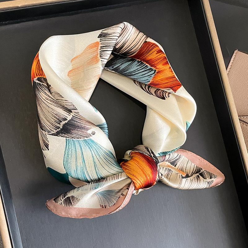 100% Real Silk Scarf Women Square Luxury Neck Shawl Wraps for Ladies Neckerchief Foulard Scarves Pashmina Female Hijab Bandana