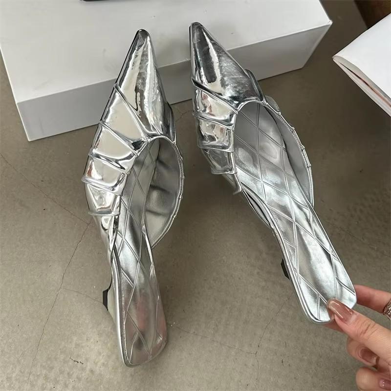 

Fashion Eilyken High Quality Patent Leather Pointed Toe Mules Slipper Women Low Heels Shoes Fashion Dress Zapatos De Mujer 35 срібний