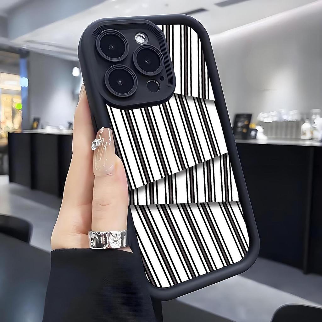 Black & White Stripe Groove iPhone 15/16/17 Case - Sandpaper Grip & Stair Step Protection