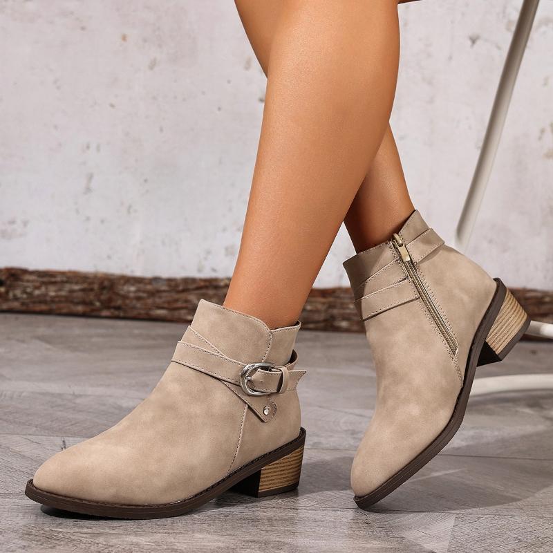 New Fashion Large Size Korean Version Temperament Niche Design Trend Pointed Suede Versatile Thick Heel and Ankle Boots 43