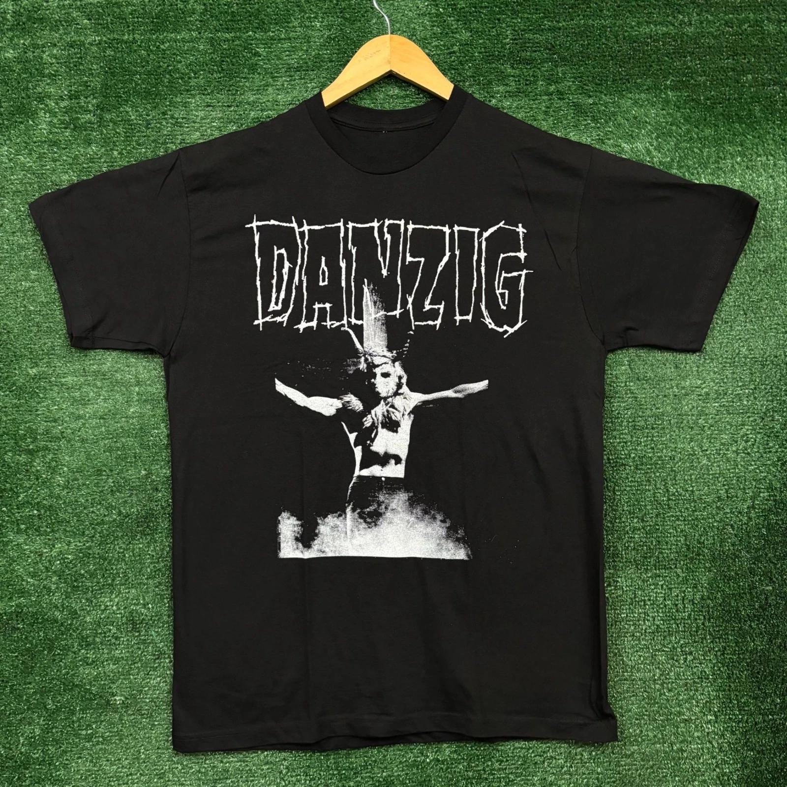 Danzig Skullman on Cross Heavy Metal Band T-shirt Size Large 2XL