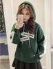 Korean Ulzzang Plus Velvet Hoodie for Women: Warm, Loose Fit, Harajuku Style Pullover with Hood for Autumn and Winter.