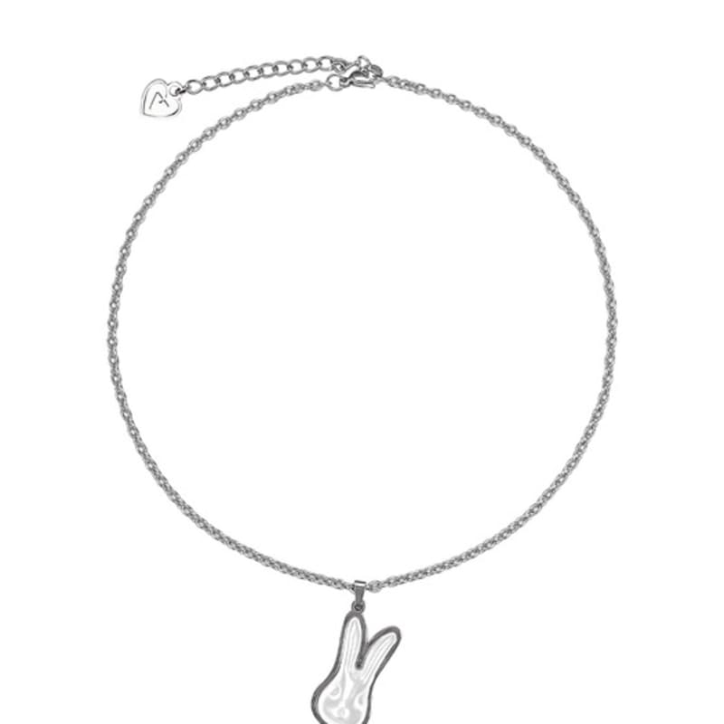 VVV Pearl Rabbit Surgical Necklace