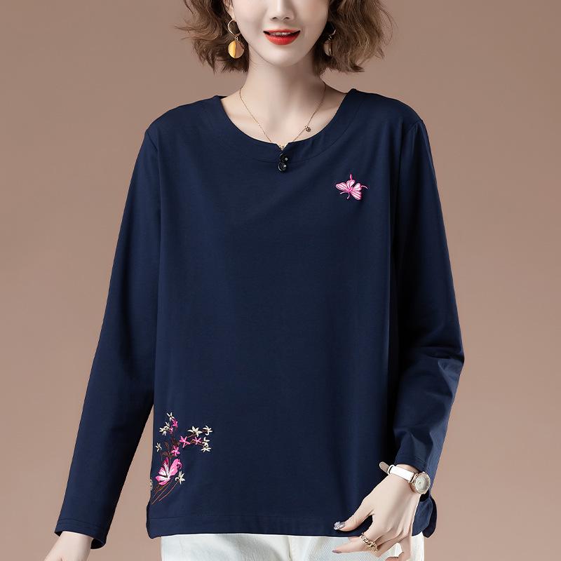 Dámské bavlněné tričko s dlouhým rukávem a výšivkou ve větších velikostech - Zeštíhlující střih pro maminky ve středním věku