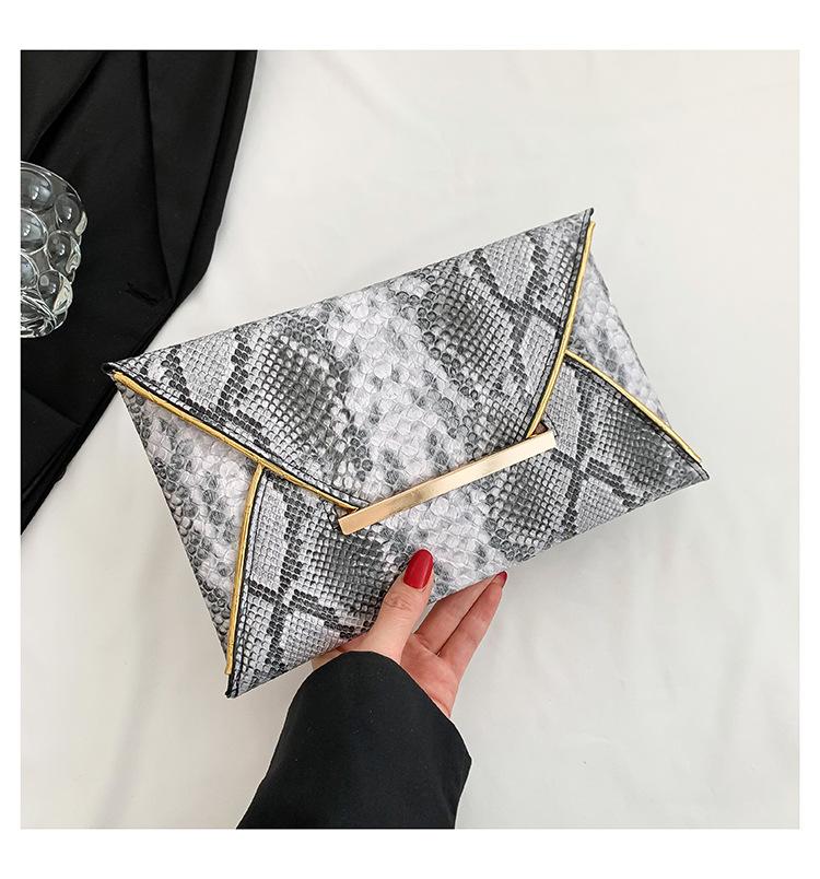 New Snake Pattern Personalized Fashion 2025 Autumn Trend Simple Fashion Simple Hand Envelope Bag Women