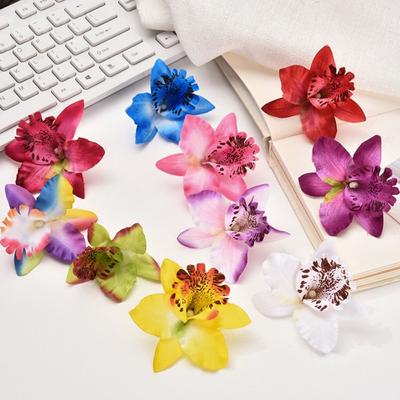 Vlasový styling – Ozdoby do vlasů