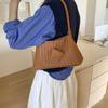 Today's popular bags, new autumn and winter texture niche shoulder bags, versatile messenger bucket bags