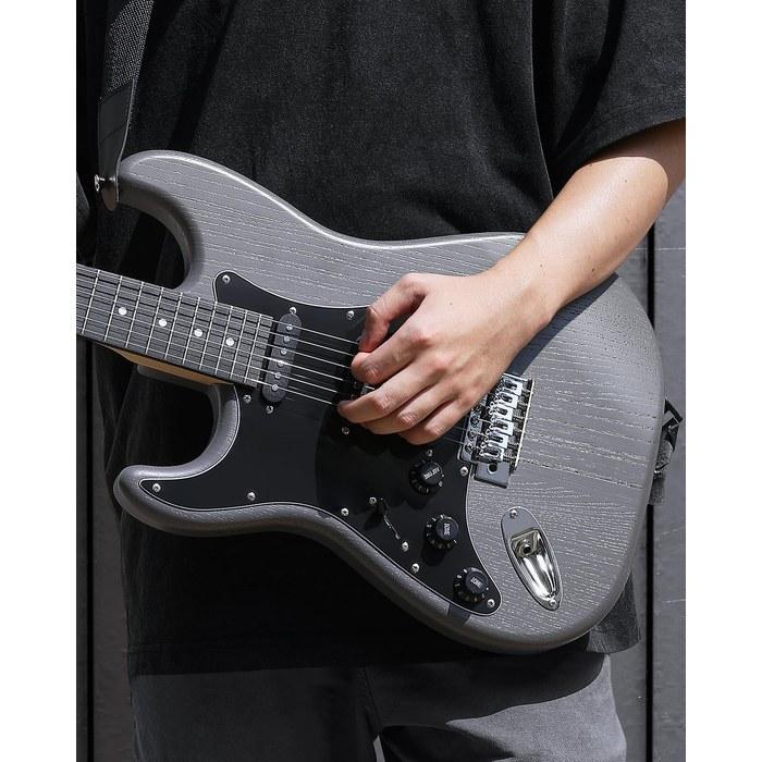 Donner Electric Guitar Beginner Set ST-Type SSS Pickup 39 Inch Full Size with Mini Amp, Case, Tuner & 9-Piece Accessory Kit DST-80 Matte
