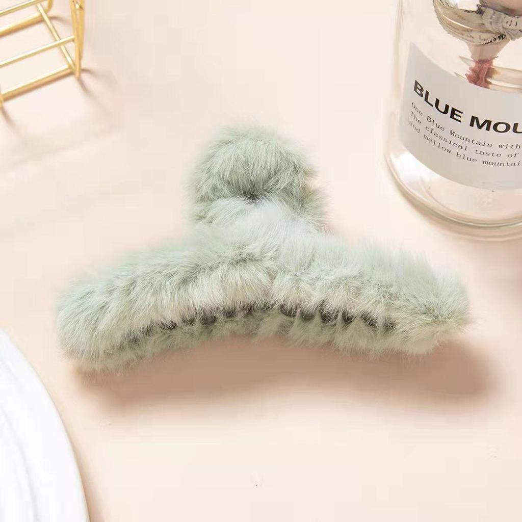 Autumn/Winter Furry Korean Plush Shark Hair Clip - Cute Updo Claw, Cross Clip, One-Word Design