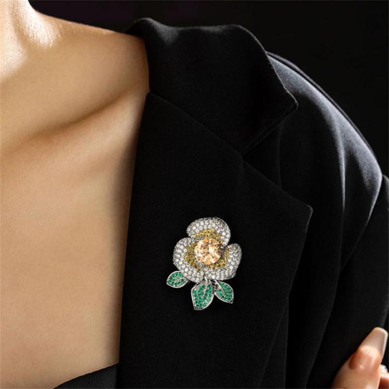 Flower Brooch with Sparkling Rhinestones, Stylish Flower Shape Pin for Women - Great for Personal or Gift Use