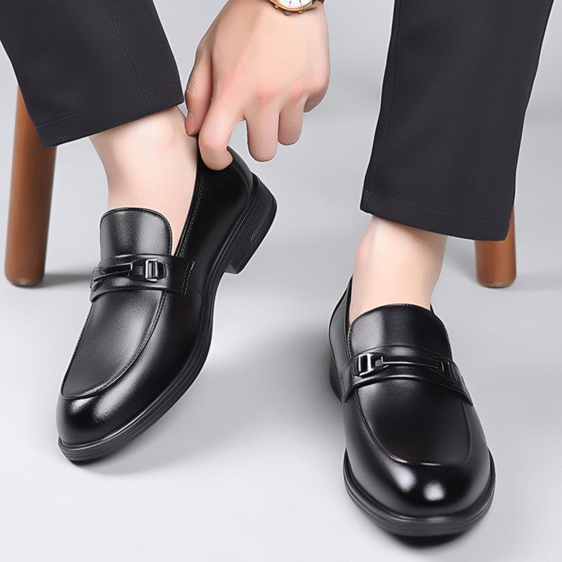 Módní návrhářské svatební boty z hovězí kůže pro muže Jaro Podzim Měkká podrážka Ležérní mokasíny Pánská móda Lehké společenské Pánské společenské boty