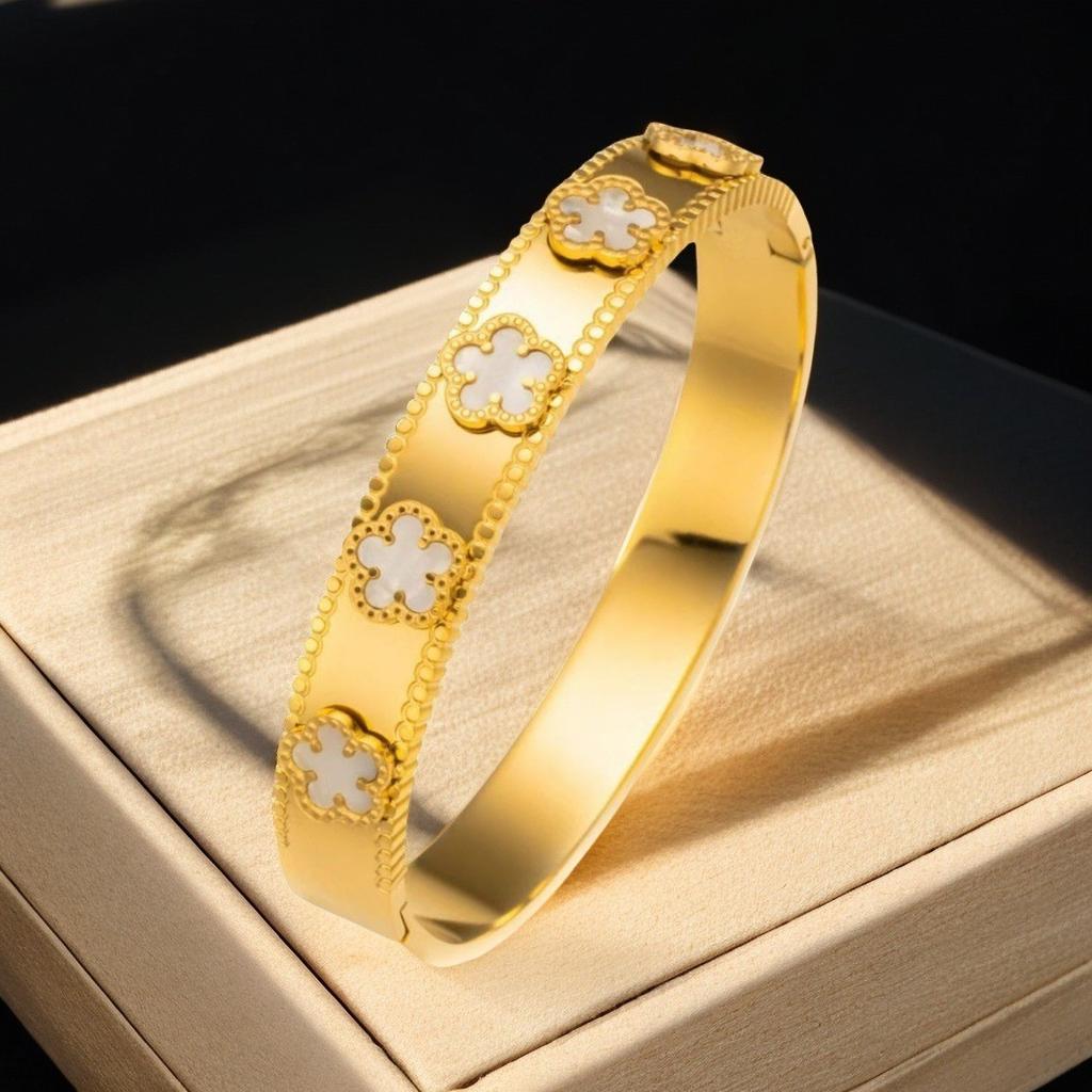 Bracelet Girls Niche Titanium Steel Jewelry Premium Sense Ins Wind Nail Opening Jewelry