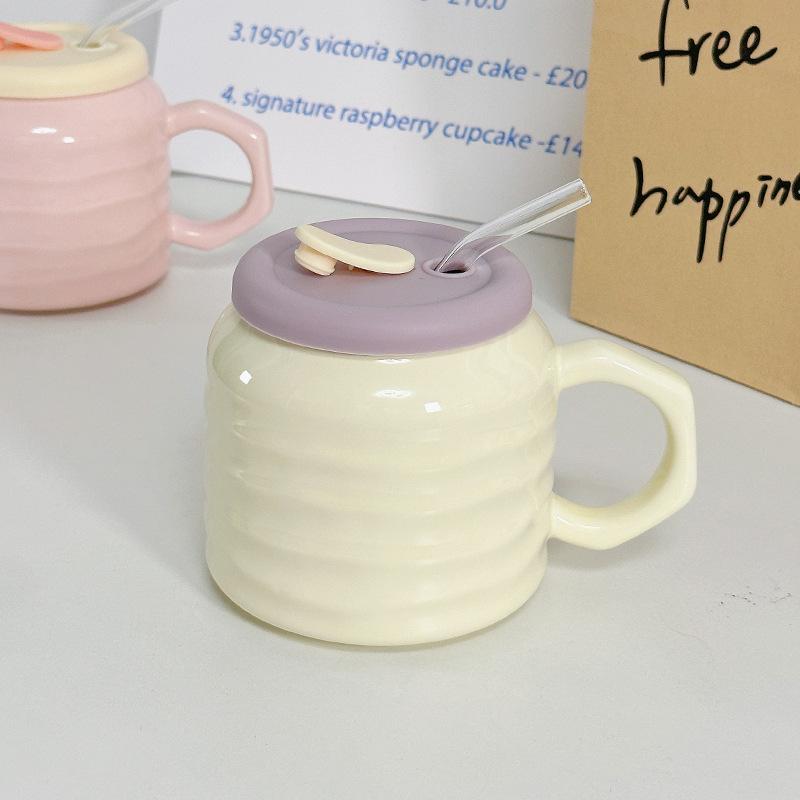 

Cute Ceramic Straw Cup Home Office Mug with Lid Water Cup for Girls Large Capacity Cup Underglaze Color Men 501mL