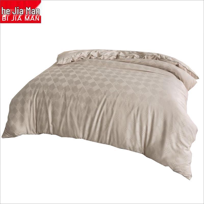 

Bijiaman Golden Phoenix 100S Jacquard Mulberry Silk Quilt