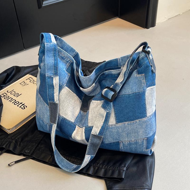 A Denim Style Plaid Fabric Material Casual Shoulder Bag, Can Be Crossbody, Large Capacity, Fashion Casual Popular