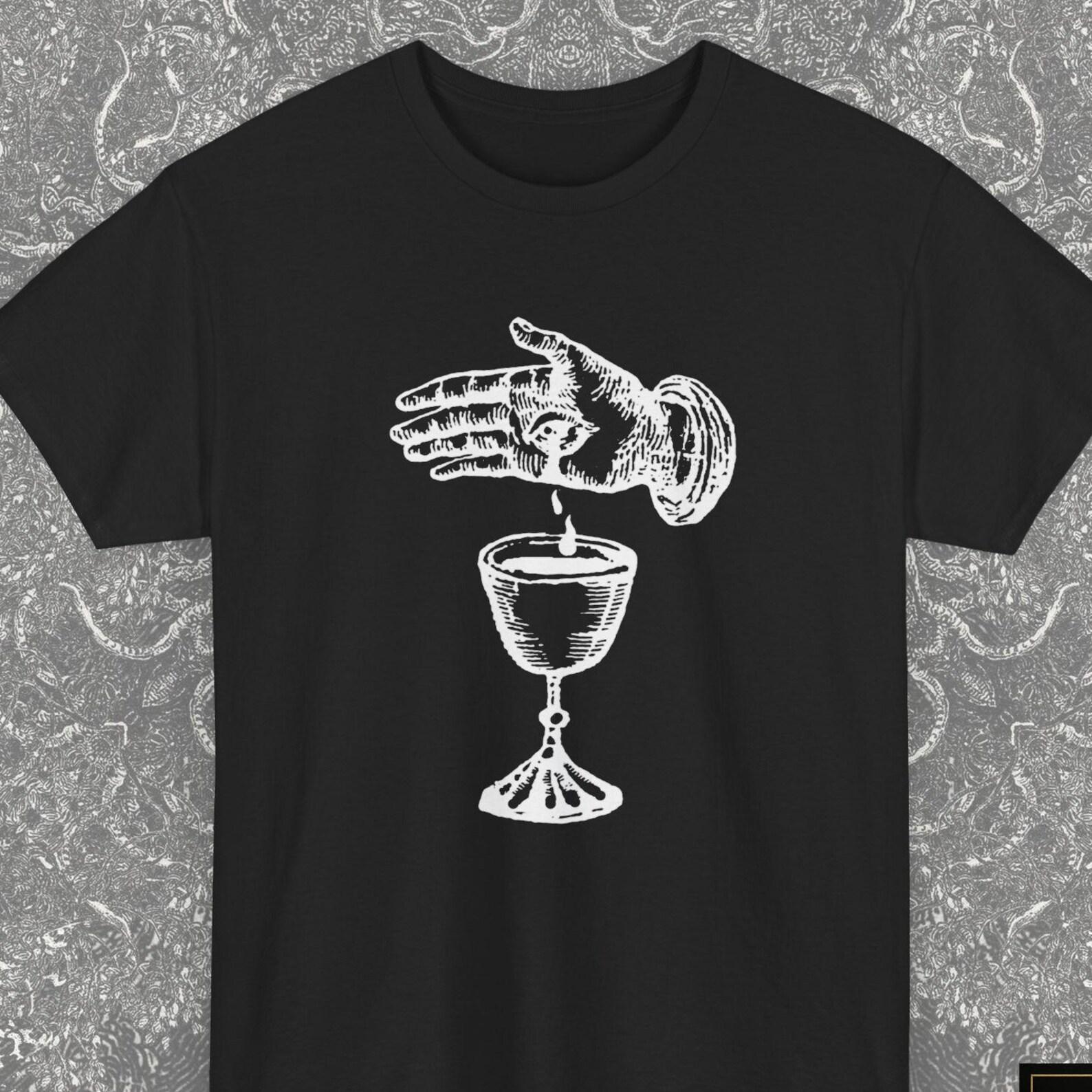 Solve et Coagula Shirt Gift, Goth Clothing, Occult Chalice Hand Symbol Tee 2, Hermetic Alchemy T-Shirt, Esoteric Witchy Gifts 3XL