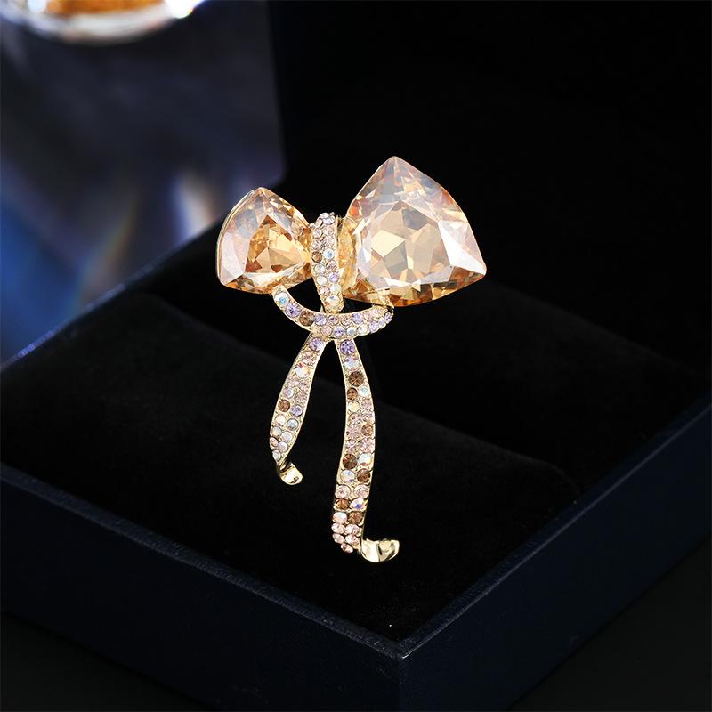 

Высококачественная ретро-шикарная темпераментная лента для корсажа, заколка, изысканный хрустальный бант, брошь, аксессуары для костюма и платья