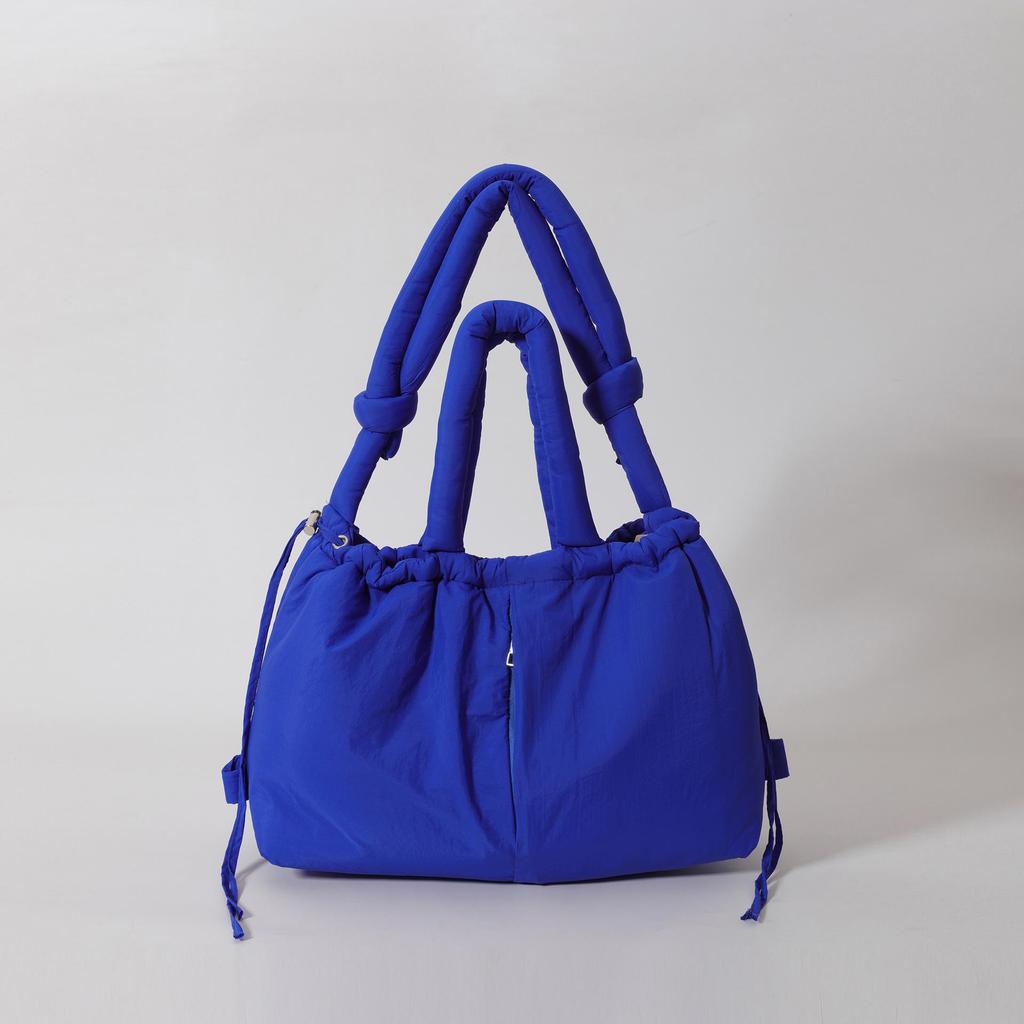 Women's Puffy Drawstring Shoulder Bag: Large Capacity Down-Filled Nylon Crossbody Cloud Bag