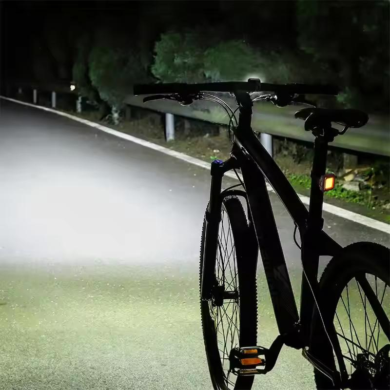 Zestaw Świateł Rowerowych Ładowanie USB-C Przednie Tylne Łatwy Montaż 3 Tryby Oświetlenia Zestaw Ostrzegawczy Światło Przednie Tylne Roweru MTB