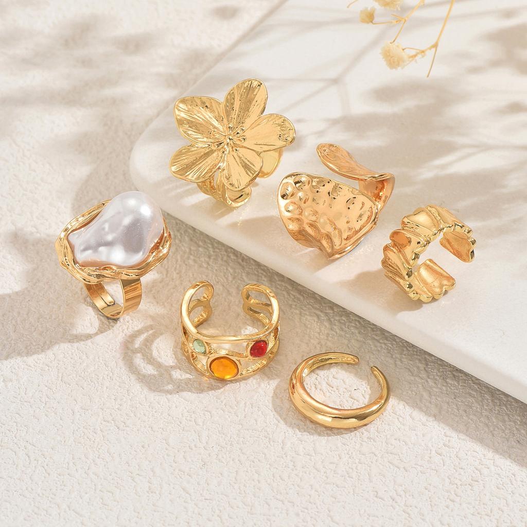 Popular Women's Geometric Ring Set, Niche Flower Inlaid with Special-shaped Pearl Design, Open Index Finger Ring