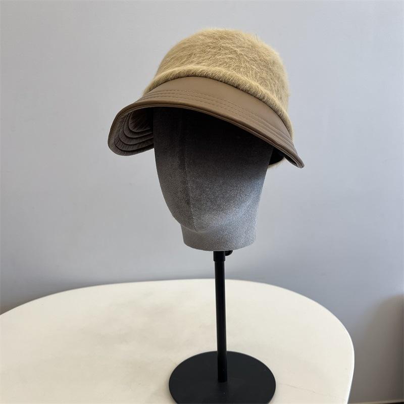 Rabbit Fur Knitted Splicing Leather Brim Equestrian Hat Autumn and Winter Women's Literary and Artistic Face Small Peaked Cap Tide