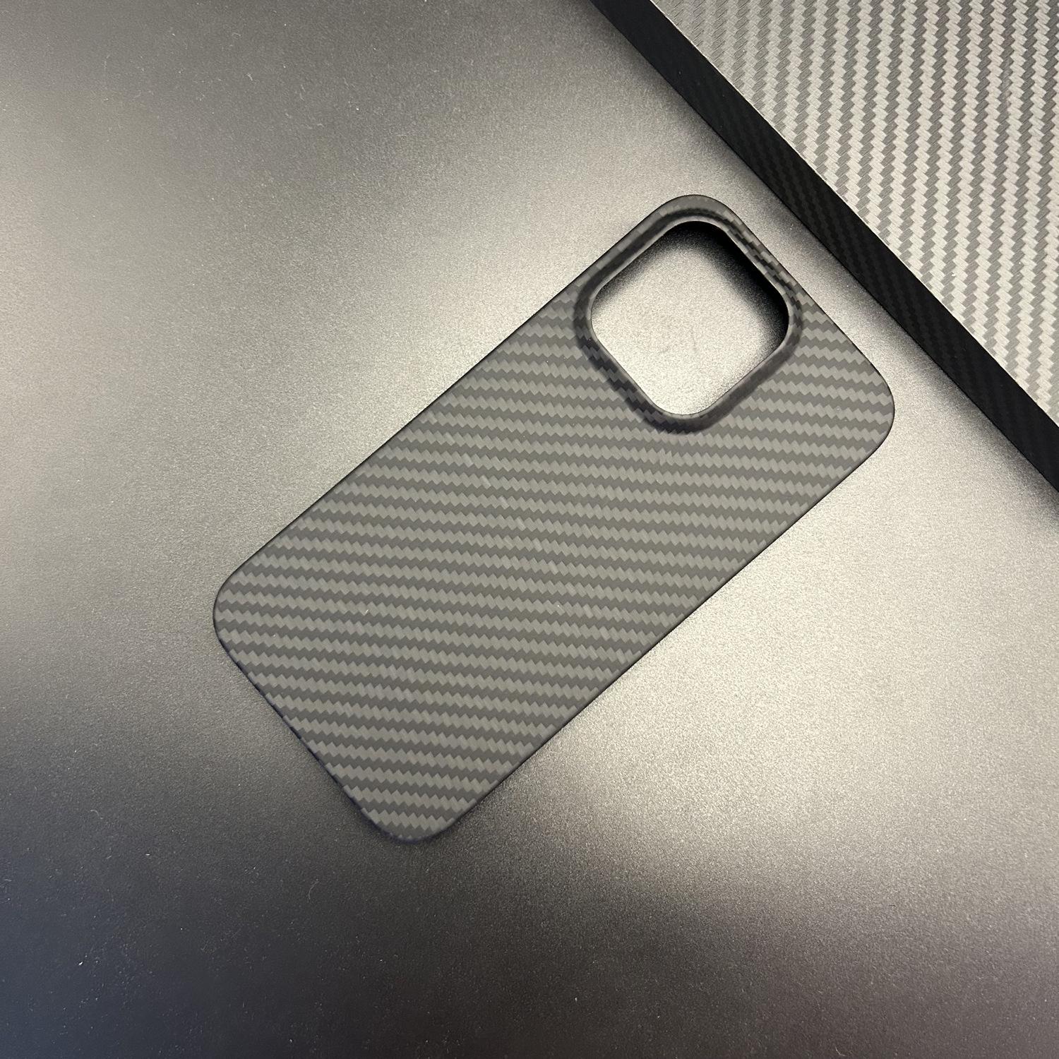 

Кевларовый магнитный защитный чехол из углеродного волокна для iPhone 13 Pro Max iPhone 13 Pro